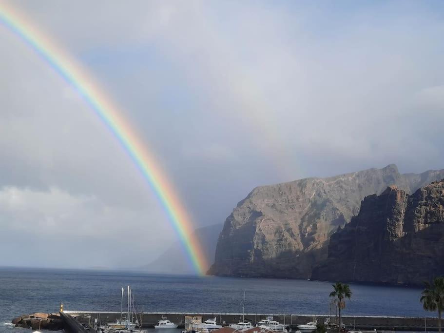 Апартаменты Amazing View Los Gigantes & La Gomera Акантиладо-де-Лос-Хигантес Экстерьер фото