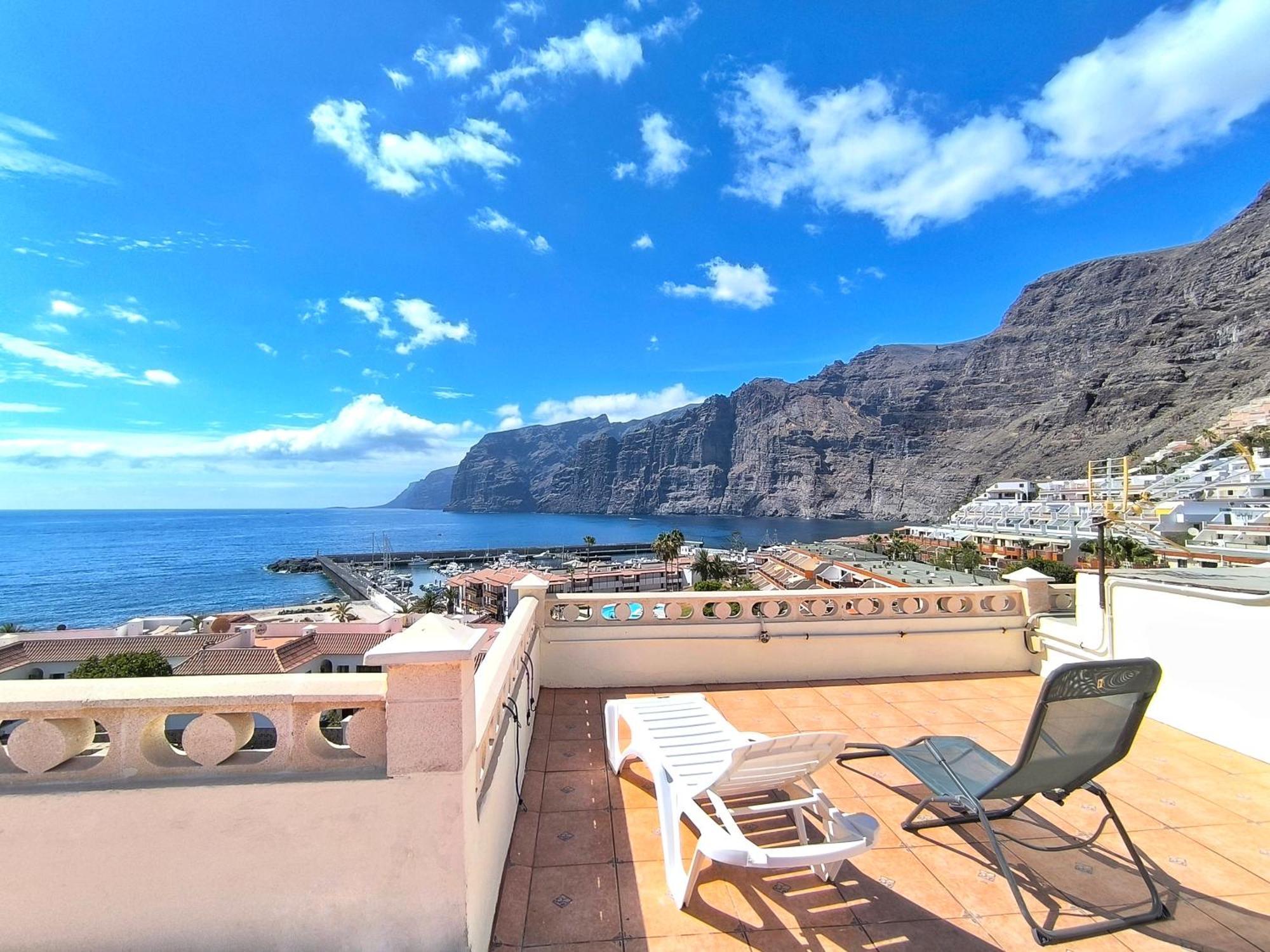 Апартаменты Amazing View Los Gigantes & La Gomera Акантиладо-де-Лос-Хигантес Экстерьер фото